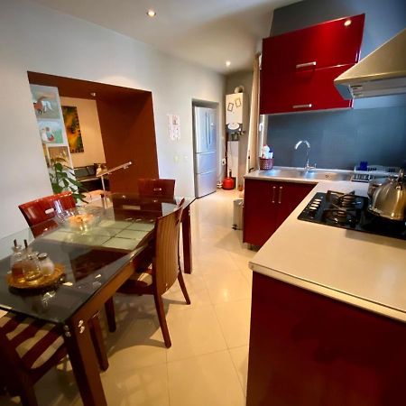 Opera Apartment Tbilisi Ngoại thất bức ảnh